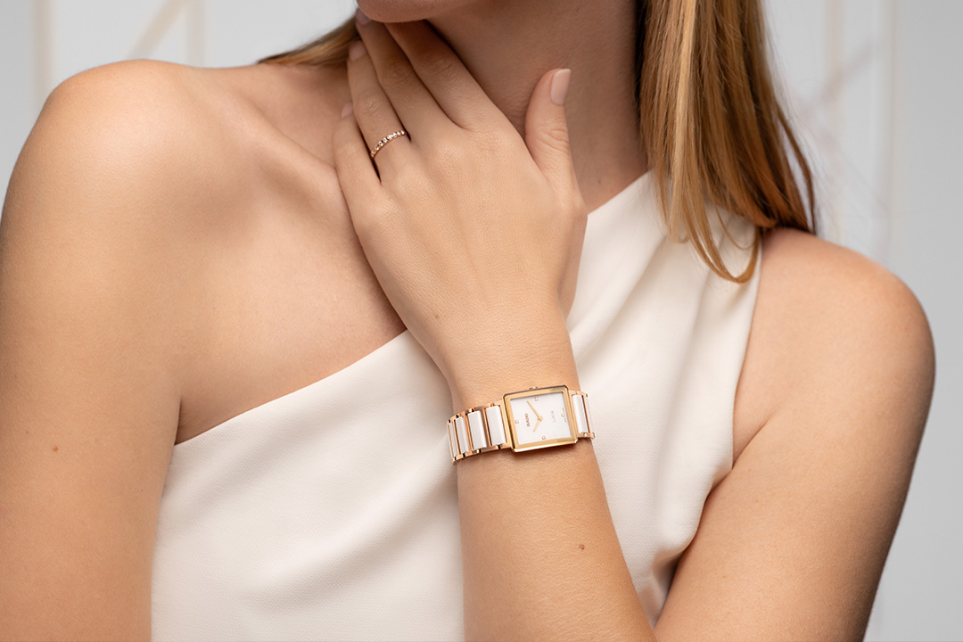 Integral精密陶瓷系列23毫米腕表